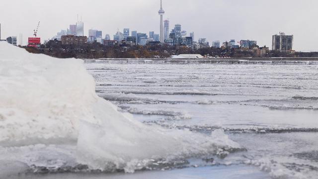 开云体育官方app-加拿大滑雪爱好者“拒赴美”，特朗普言论致预订量暴跌